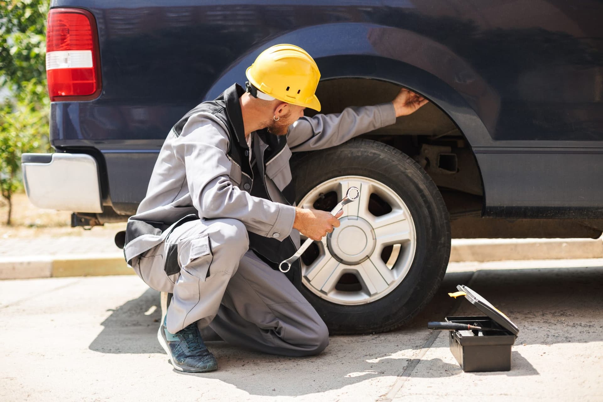 Changing Spare Tyre